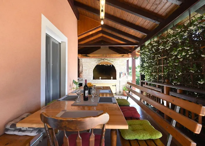 Villa Tinov Dvor Brisevo