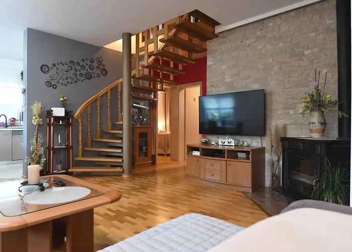 Tinov Dvor Villa Brisevo